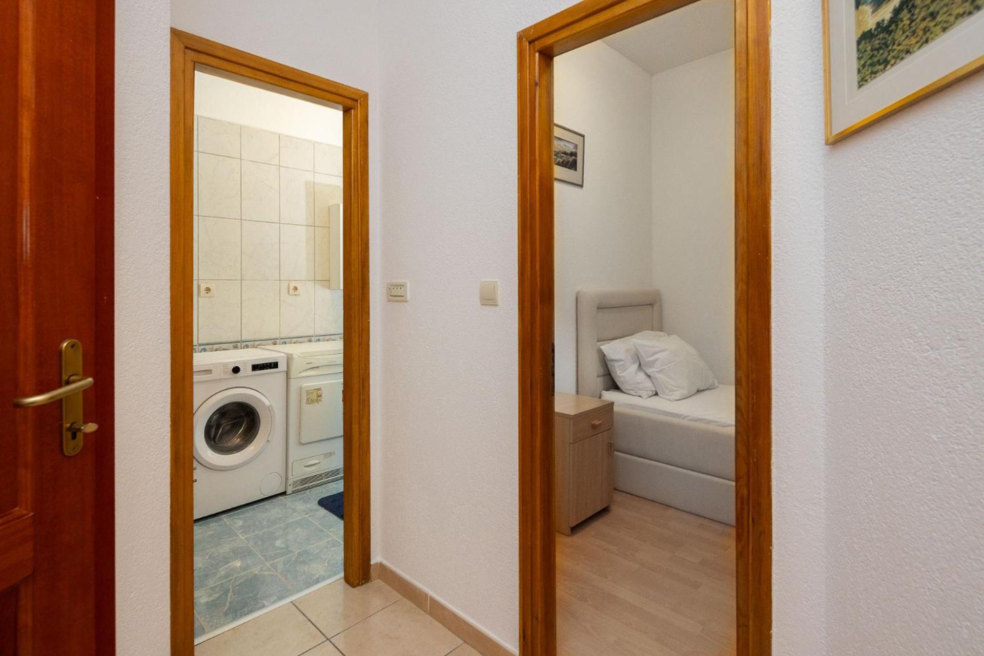 Dc Leilighet Makarska